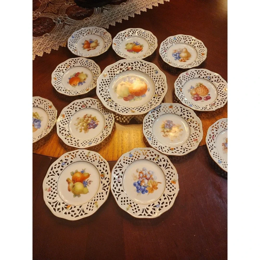 12 Antique Schumann Plates Bavaria Germany Gold Trimmed Apple, Pears Flowers